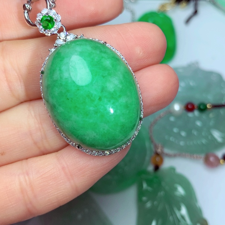 翡翠吊坠(不含链)未镶嵌