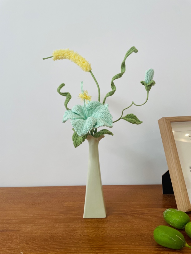 陶瓷花瓶适合客厅餐桌插花是家居办公桌钩织花装饰高级感小摆件