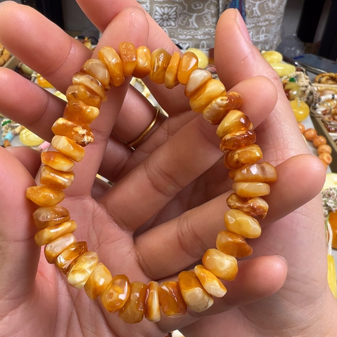 琥珀裸石未镶嵌蜜蜡