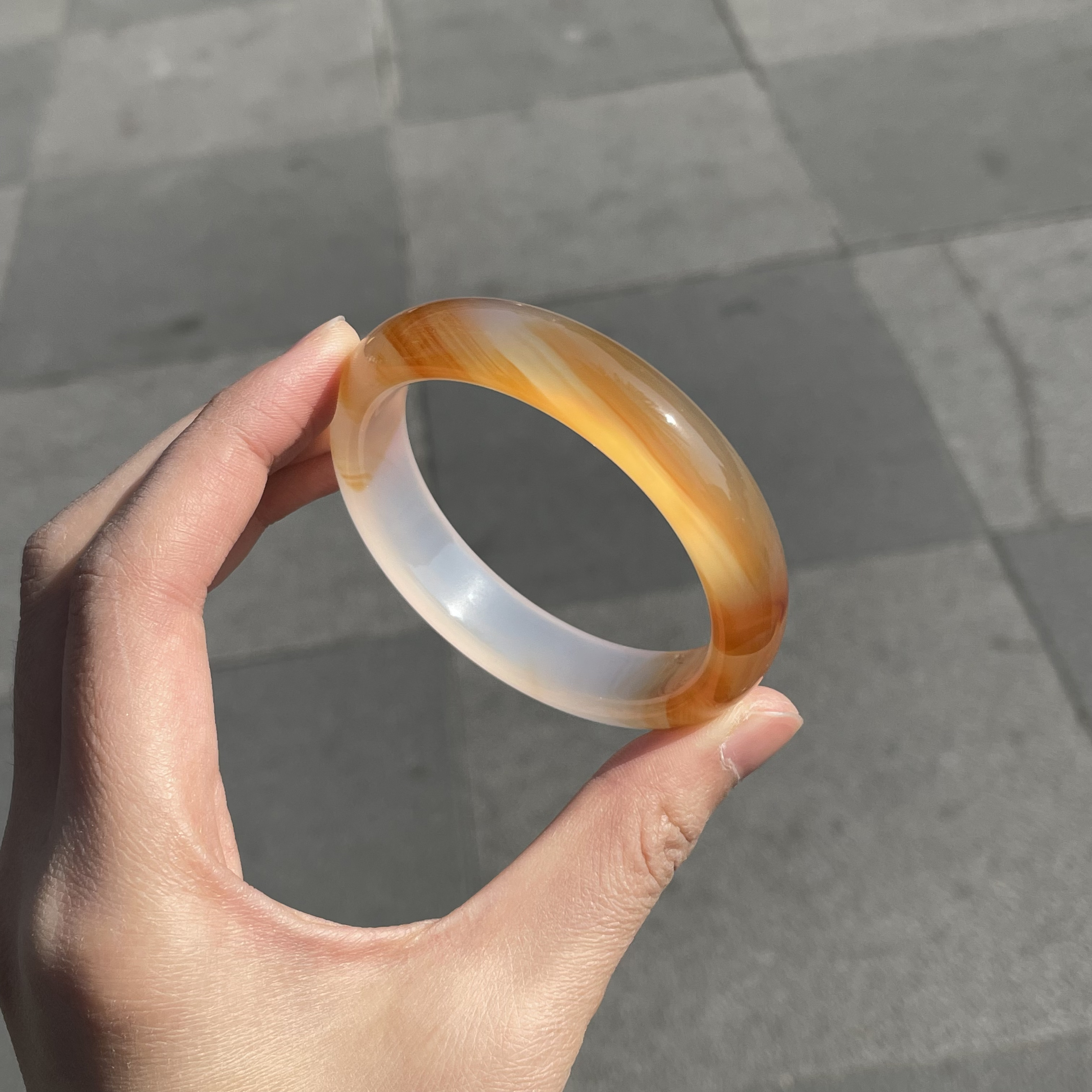 圈口56+宽胎橘色锦鲤半山水飘色纹飘糖-玛瑙