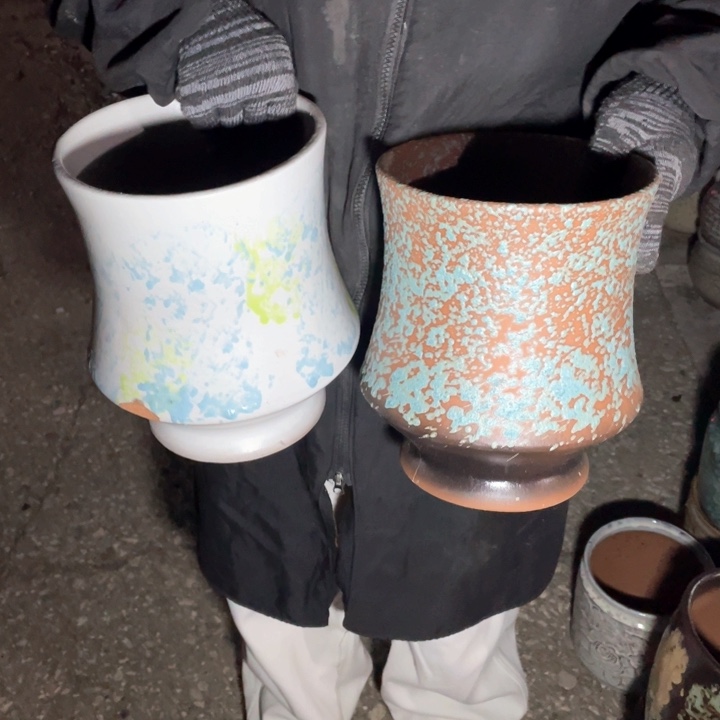 紫砂花盆口18高25瑕疵瑕疵