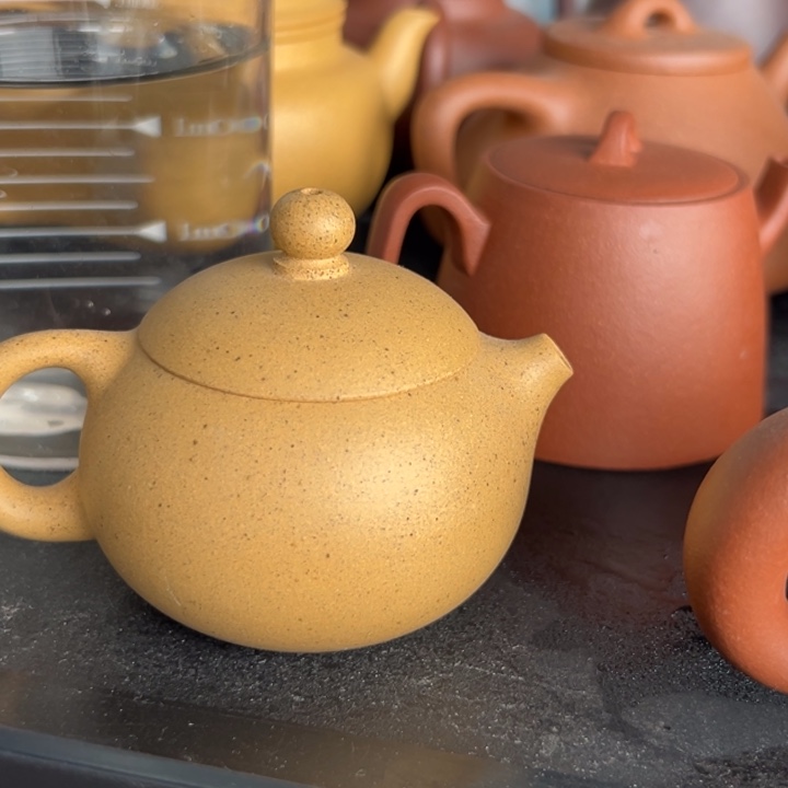 紫砂茶案黄金西施100cc