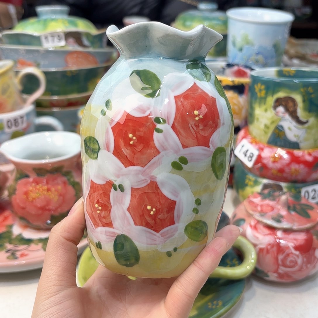 瓷片兔兔好可爱啊我