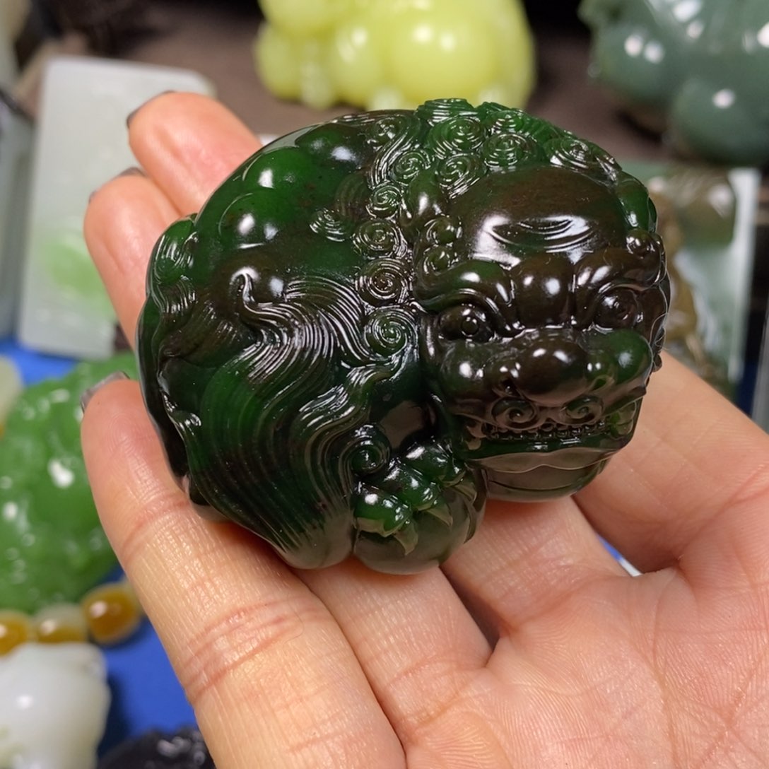 和田玉把件未镶嵌雨*