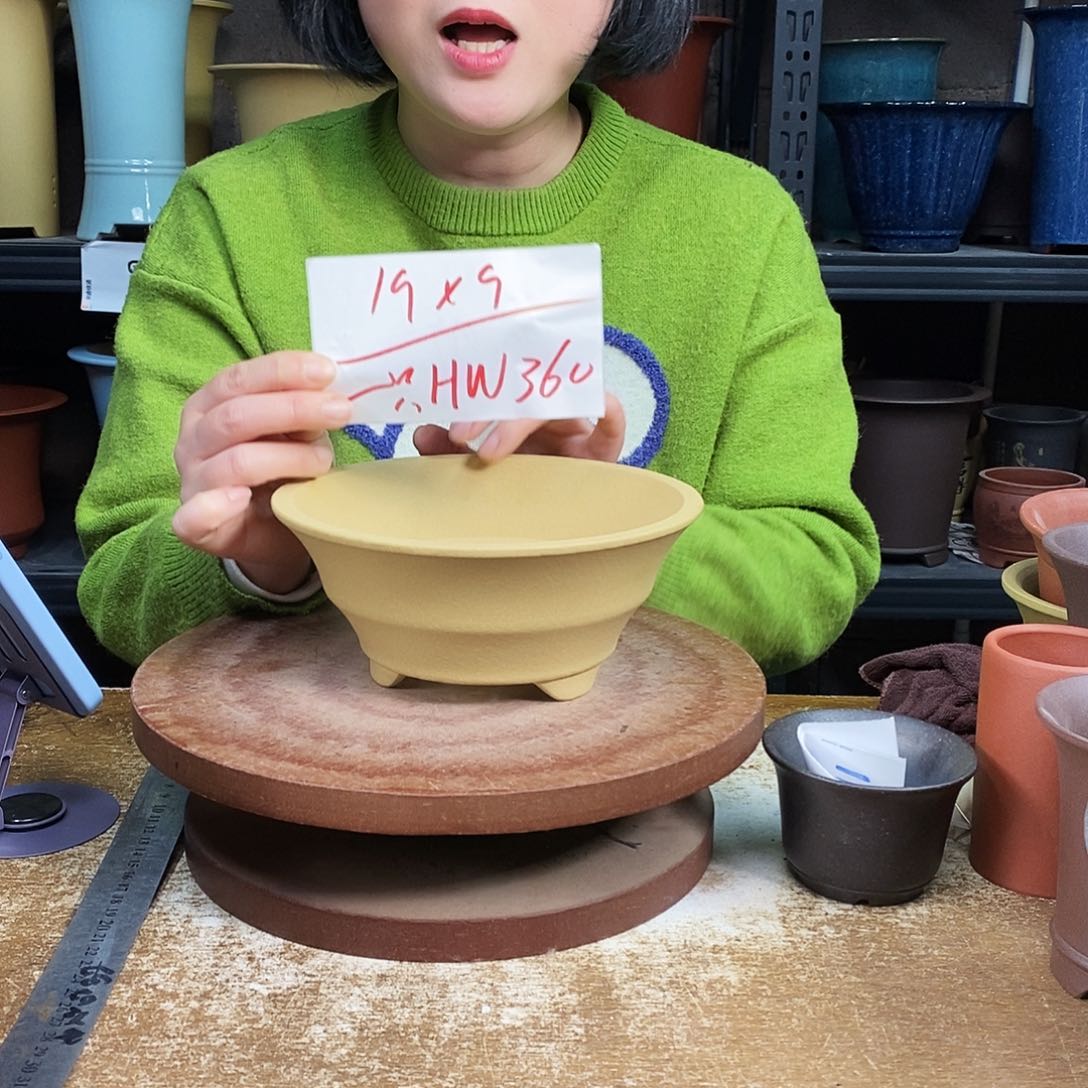 紫砂紫砂花盆一只HW360