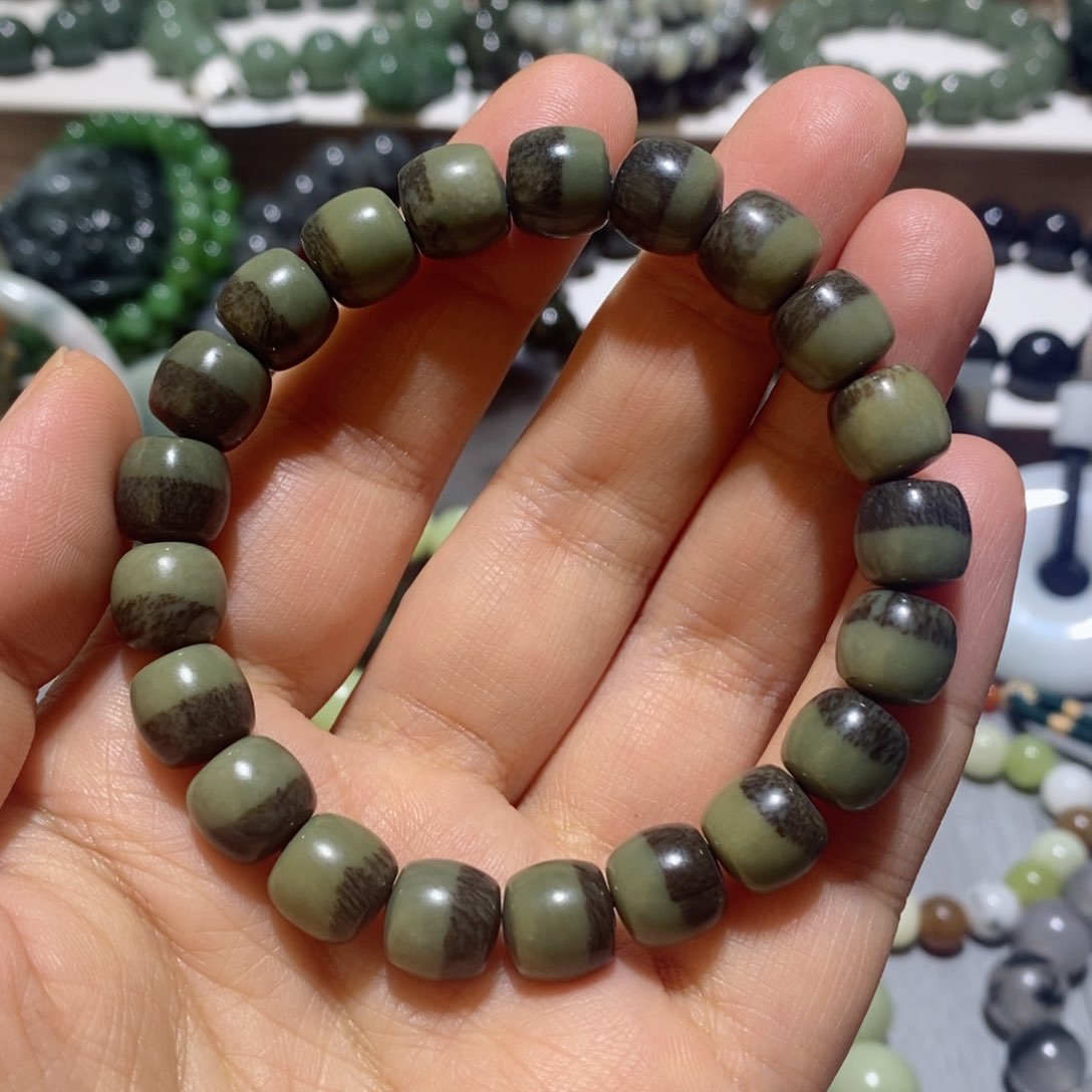 和田玉手链未镶嵌