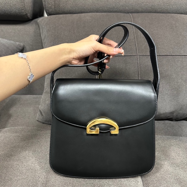 95新 GUCCI/古驰 兔兔奢菠萝/古驰斜挎包/07005