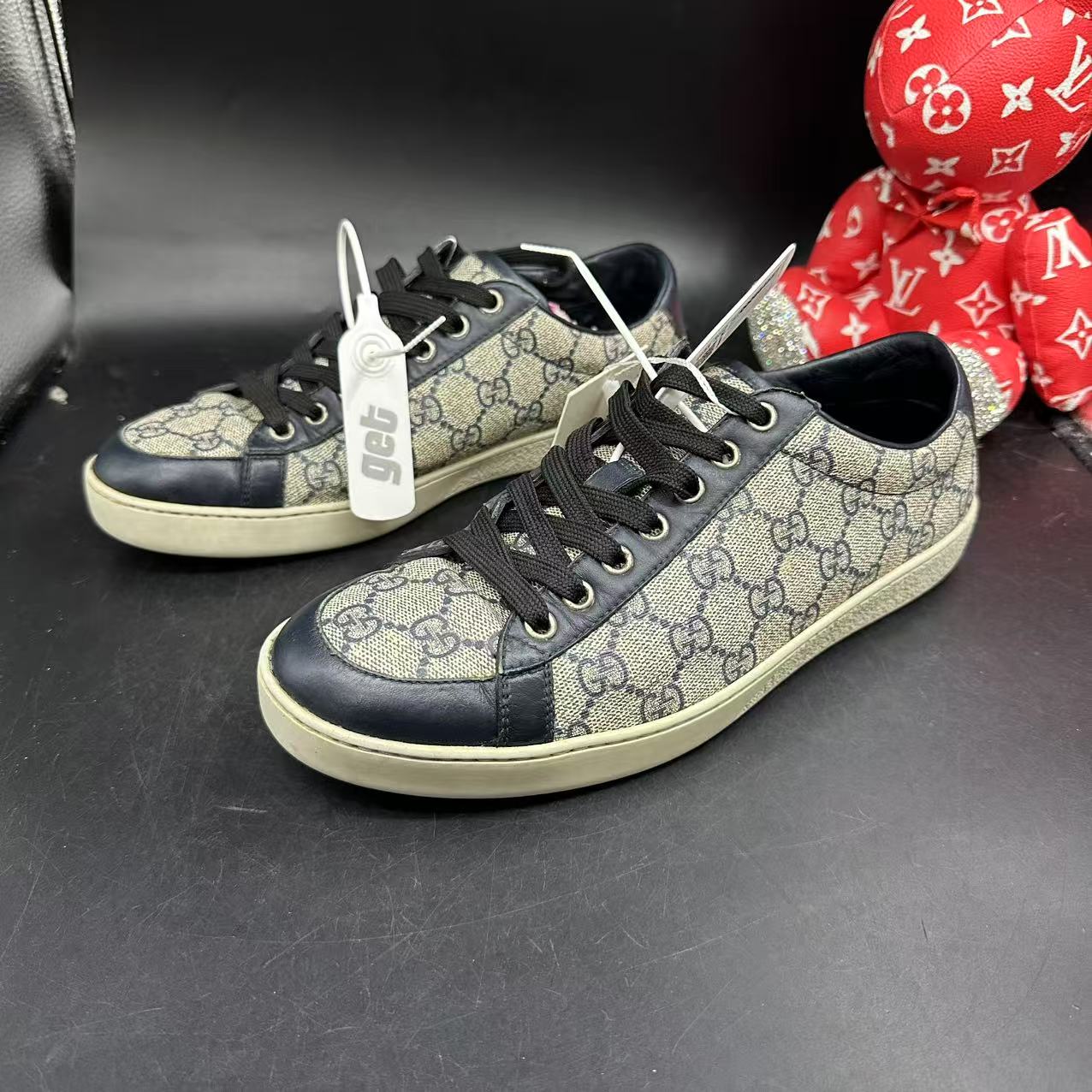 95新 GUCCI/古驰 【AO福利】40欧码 男士百搭藏蓝满印休闲板鞋bd023