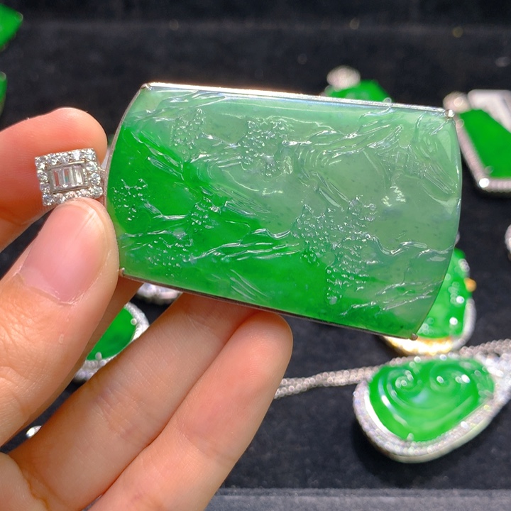 翡翠颈饰银S925镶嵌分****王一个