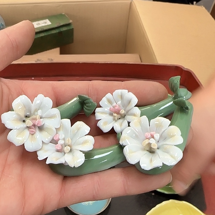 瓷片馨***?瓷质品工艺品