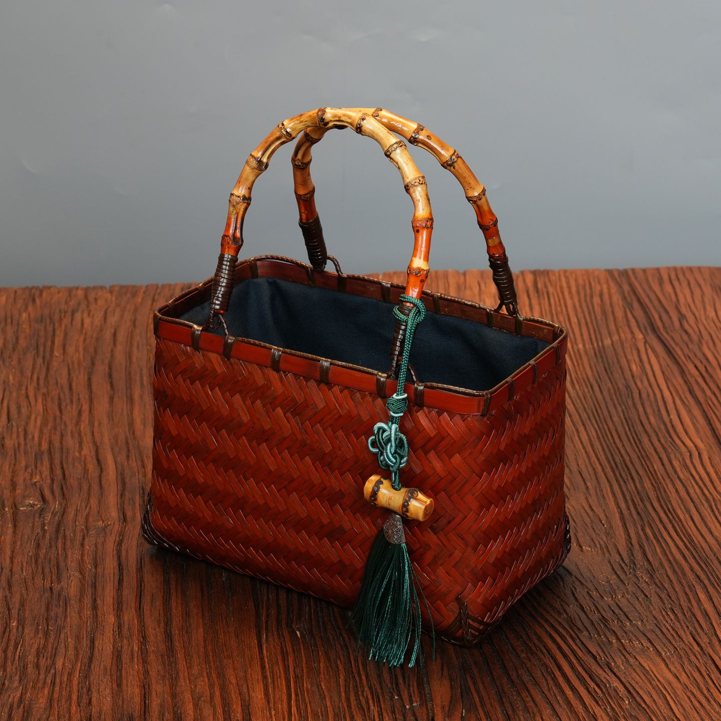 竹根手柄包红色长21.5厘米宽11.5厘米包高15厘米竹编复古手提包