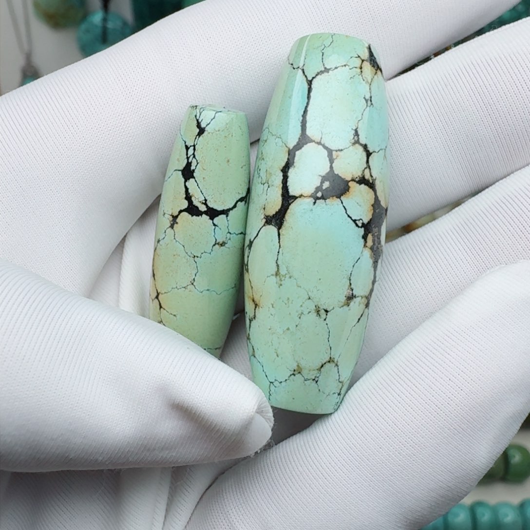 绿松石原矿绿松石合金M****）