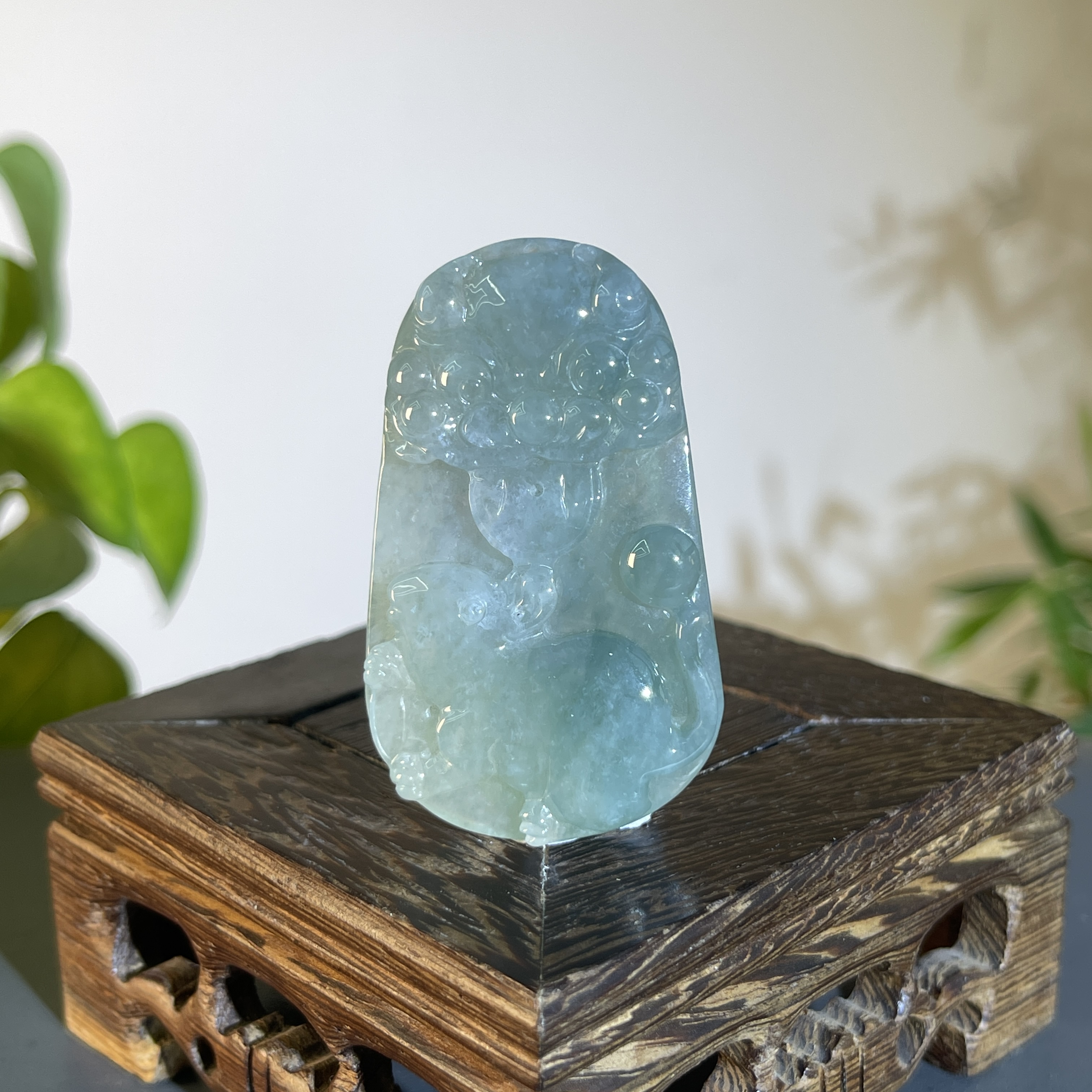 JTA01-42 天然缅甸翡翠A货 鼠来宝