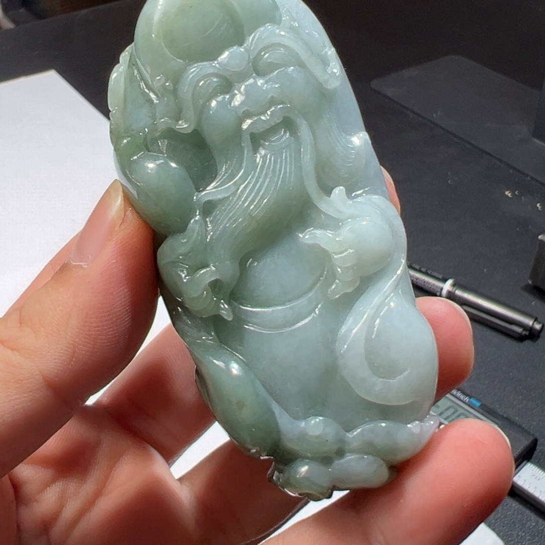 翡翠未镶嵌颈饰挂件