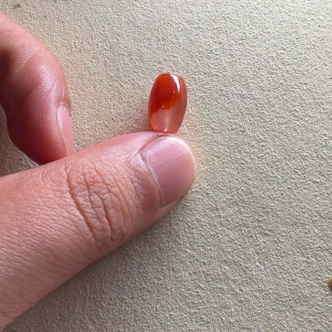 南红玛瑙飘花桶珠8.8*13未镶嵌