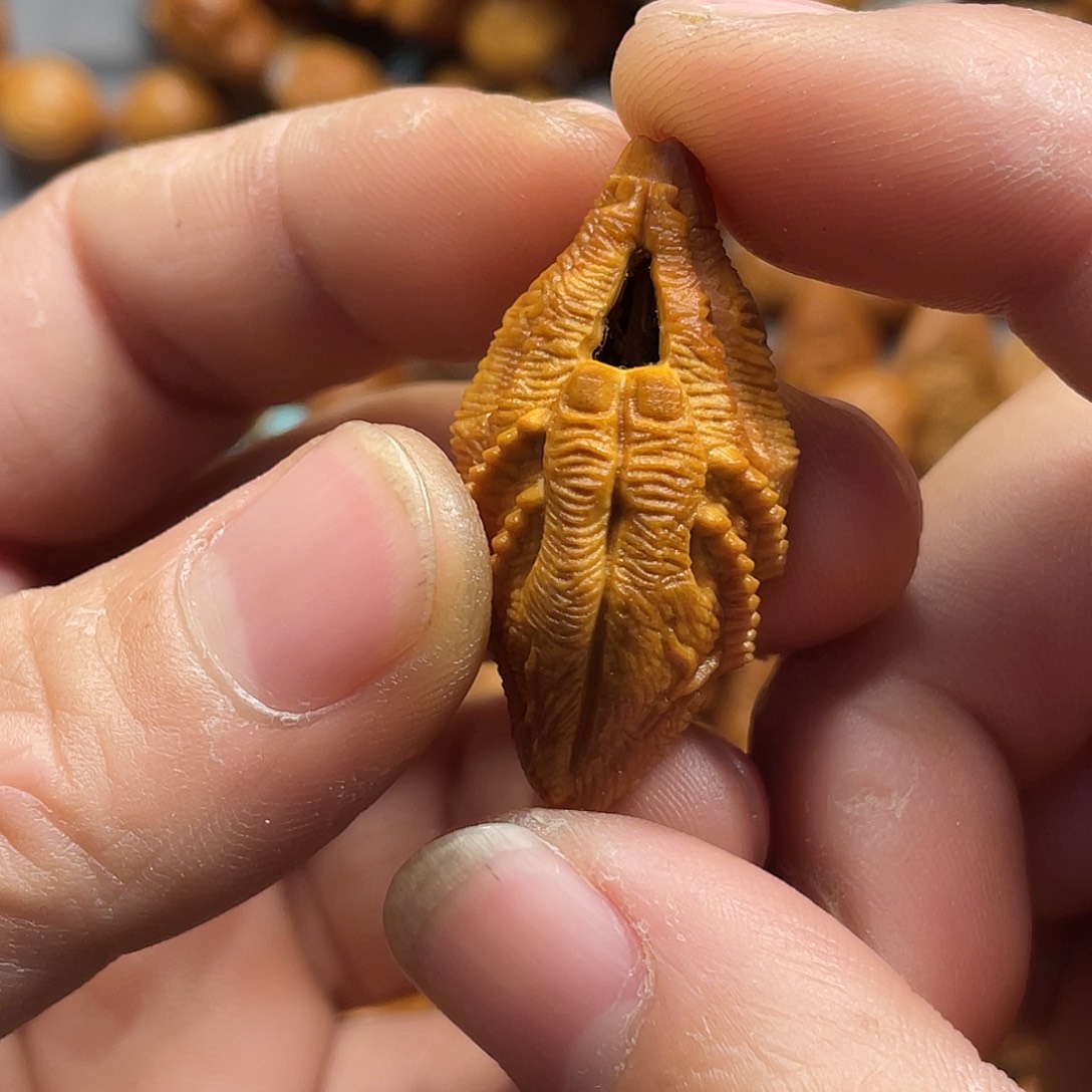 橄榄核手串/手链镂空佛手335