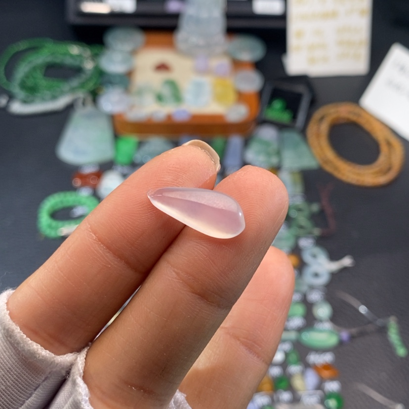 【闪购商品】翡翠挂件未镶嵌瓜瓜