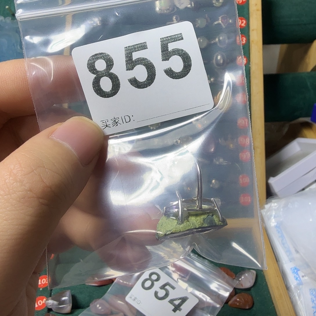 楠***n戒指水晶银S925镶嵌