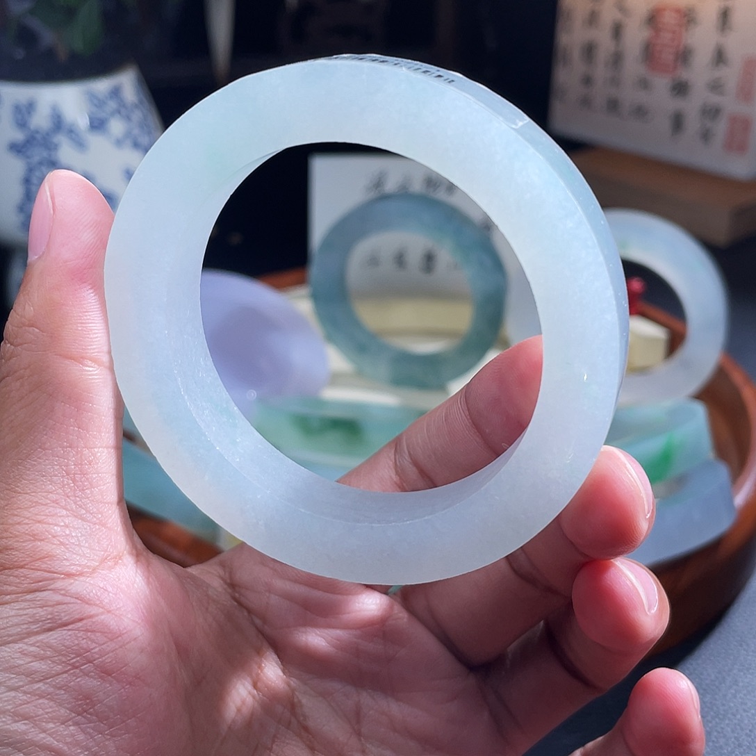 定制翡翠未镶嵌缅甸天然翡翠A货