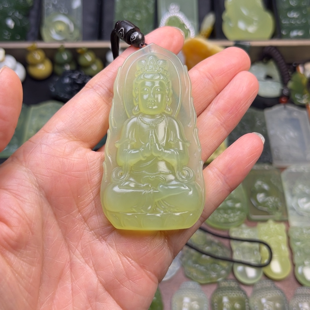 蛇纹石玉未镶嵌吊坠(赠链)