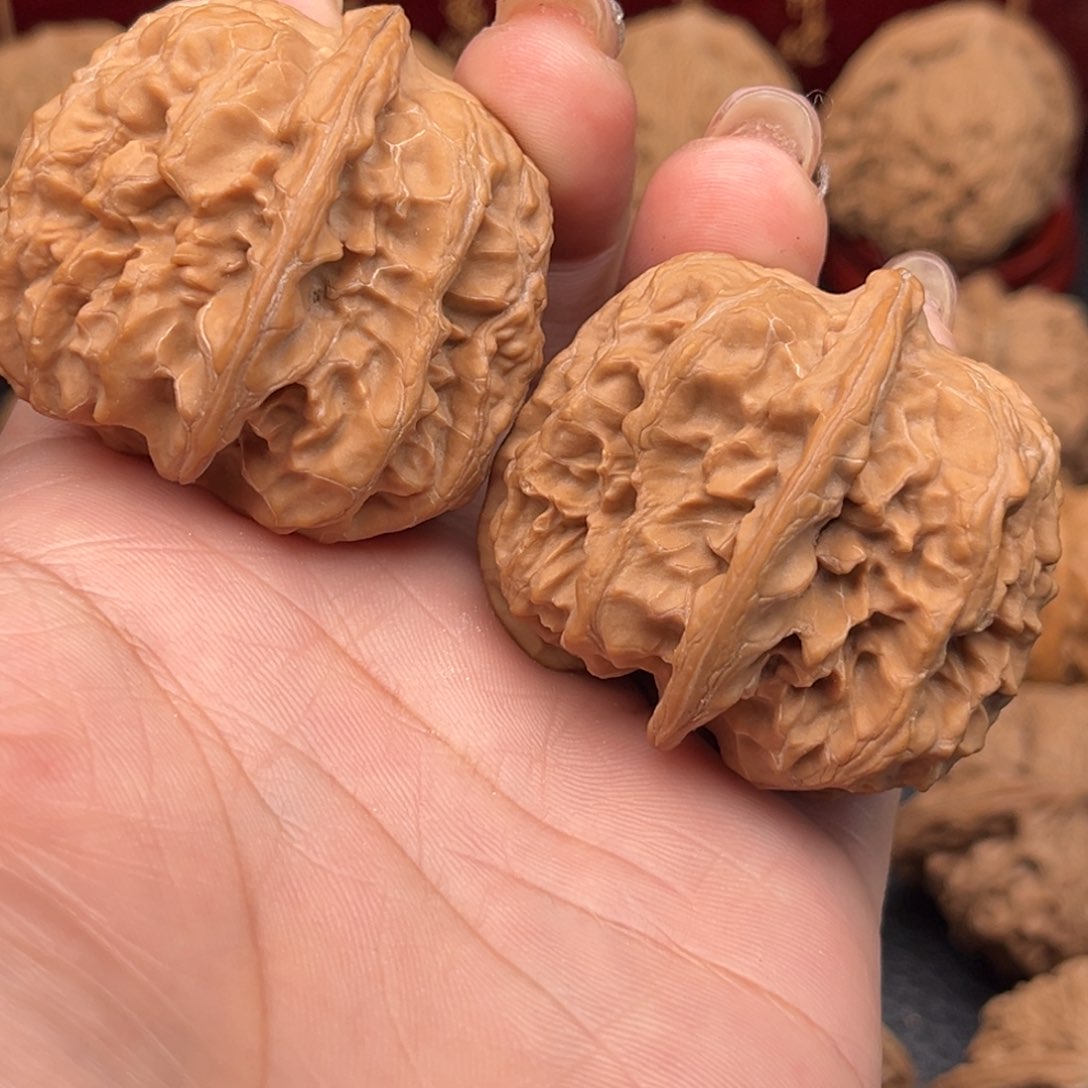 文玩核桃吊坠方块