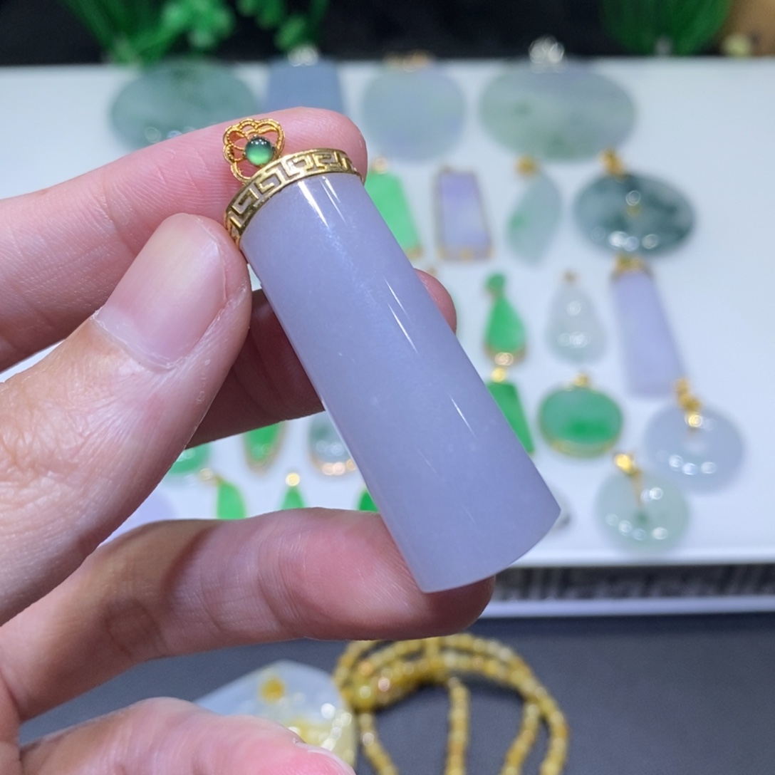 翡翠18K金镶嵌吊坠(不含链)