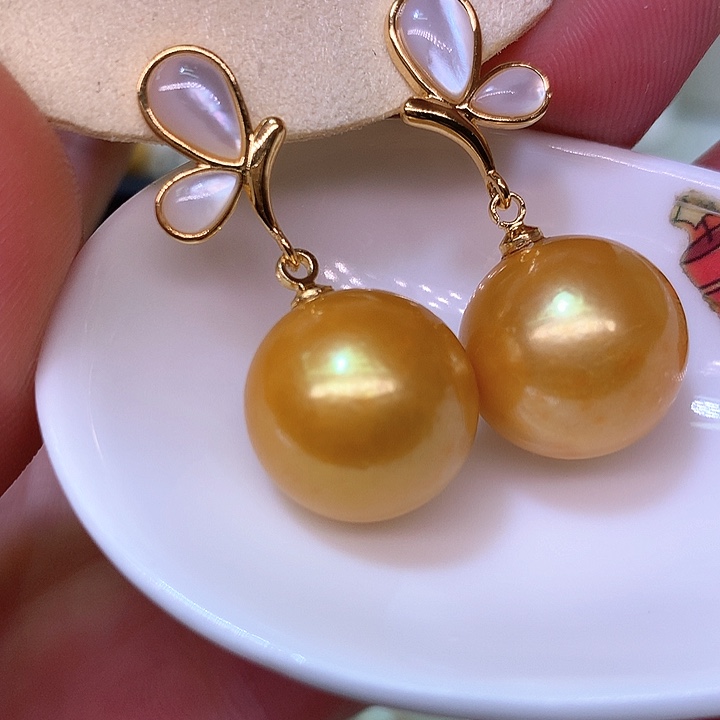 银S925镶嵌耳饰淡水珍珠