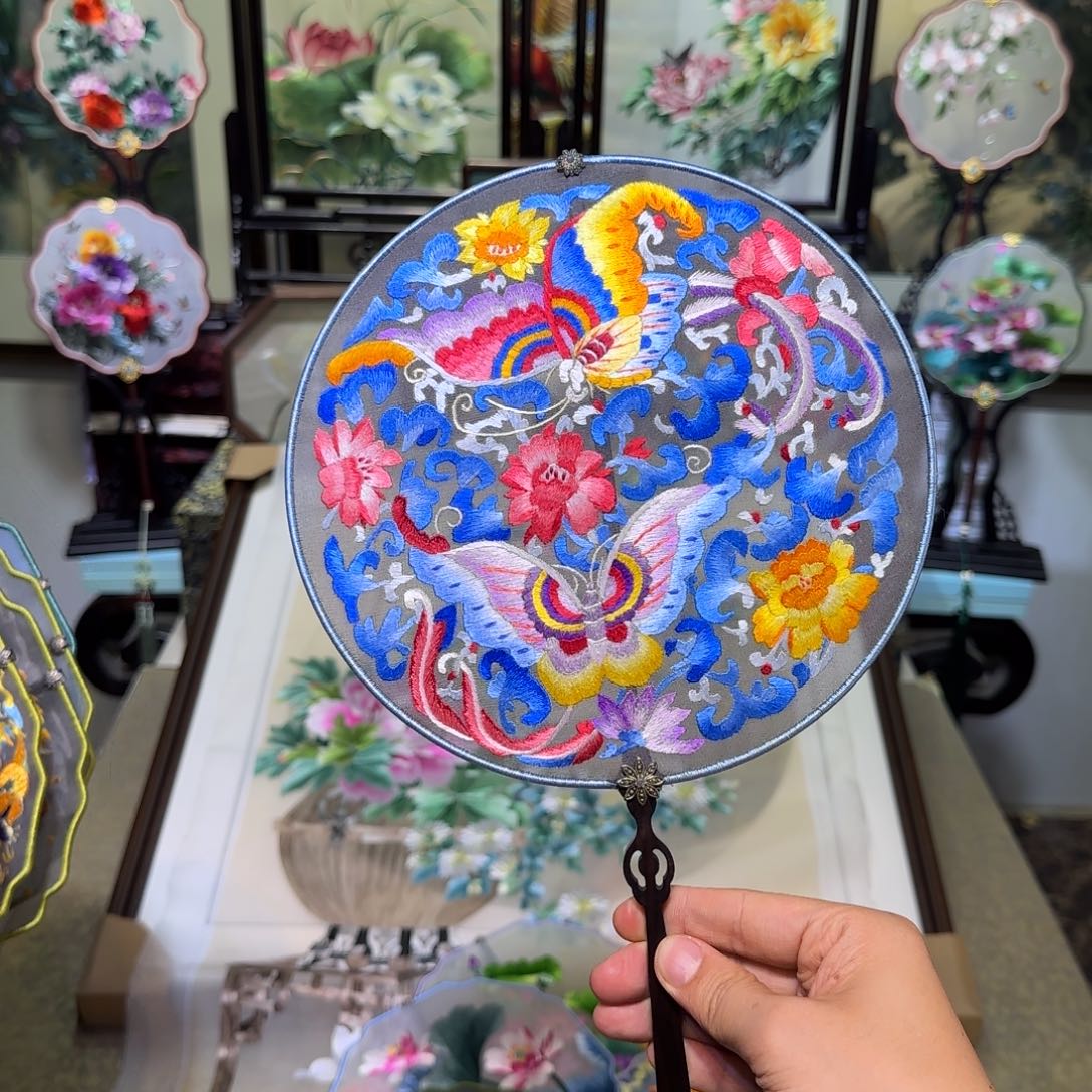 刺绣刺绣工艺精湛