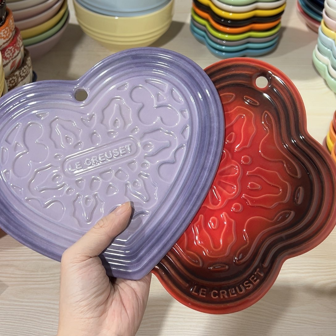 陶瓷 +++锅 +++垫 爱心紫色 梅花红色