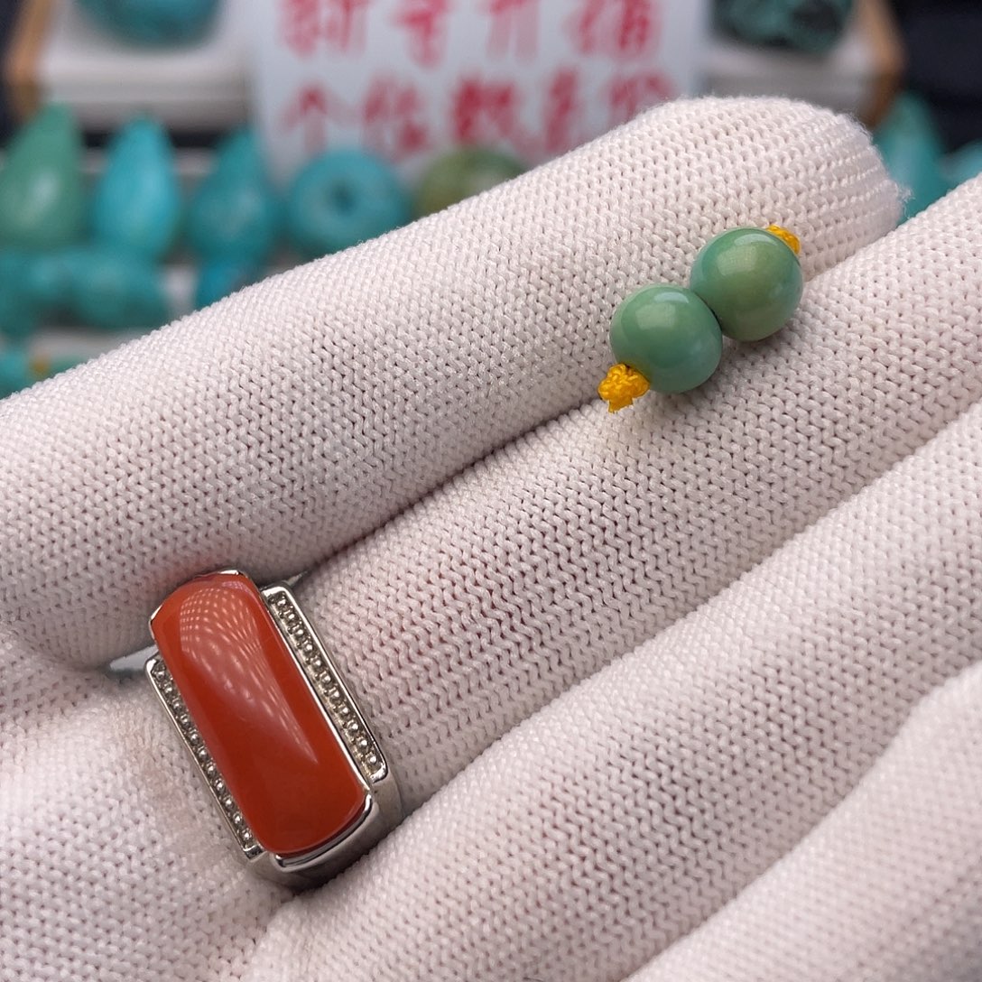 南红玛瑙未镶嵌直径7mm菜籽绿对珠