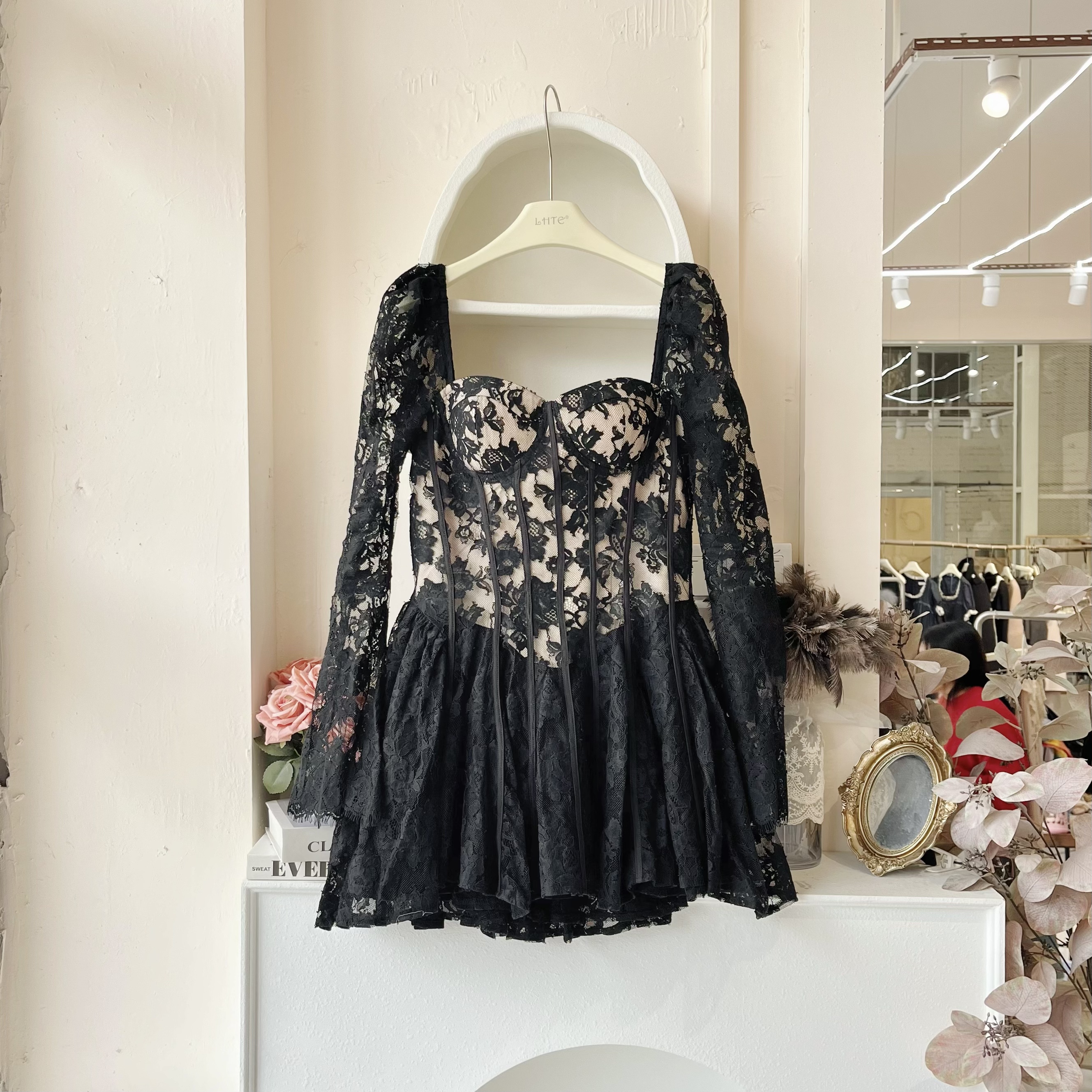 青青大码女装 春夏新款性感纯欲风连衣裙C5561黑色