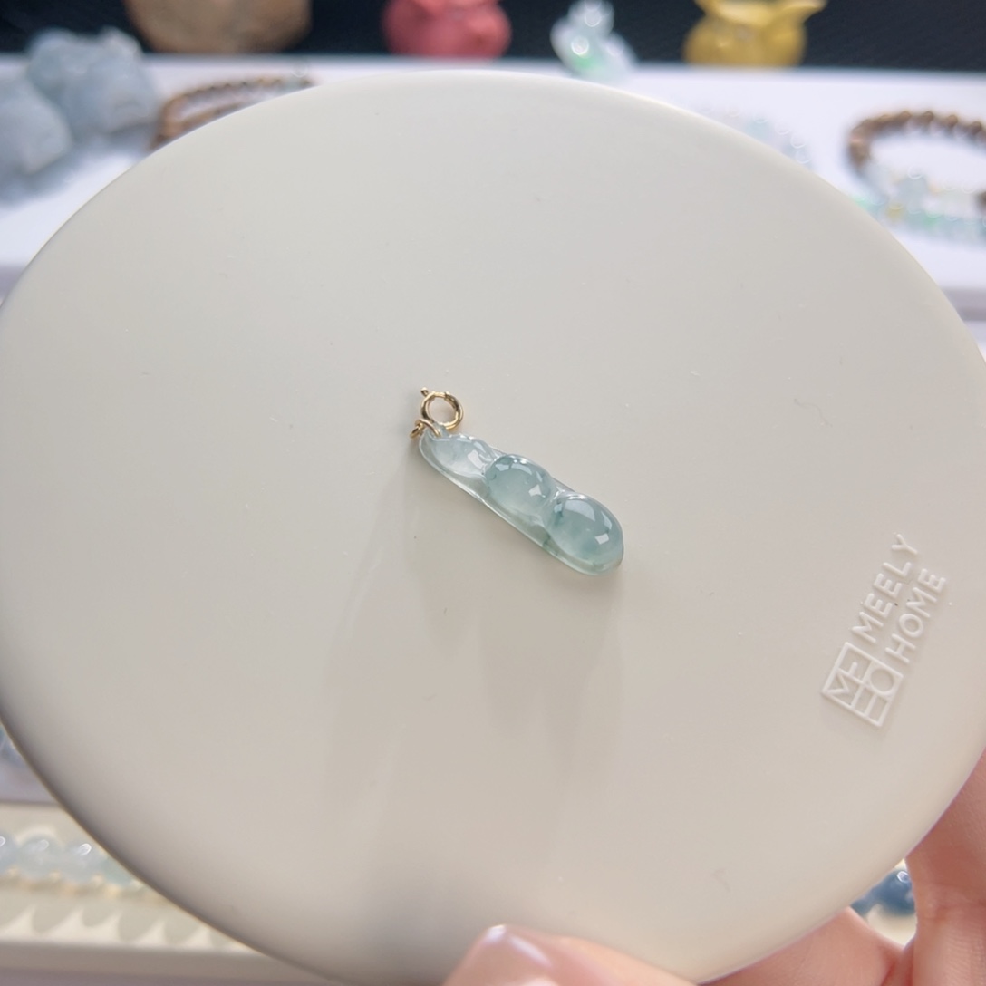 翡翠18K金镶嵌吊坠(不含链)豆子滴流