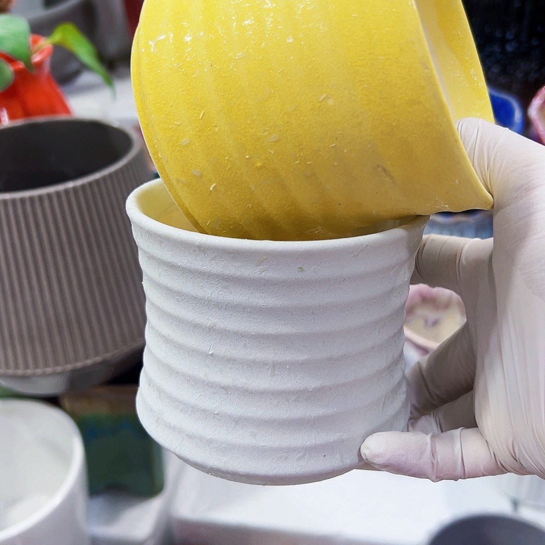 有孔外贸尾单陶瓷花盆凑单10米包邮