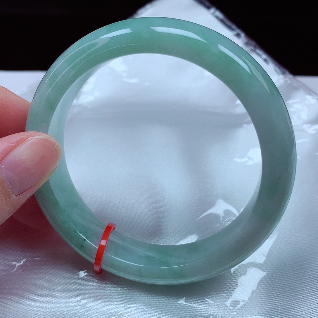 翡翠未镶嵌手镯58-59圈