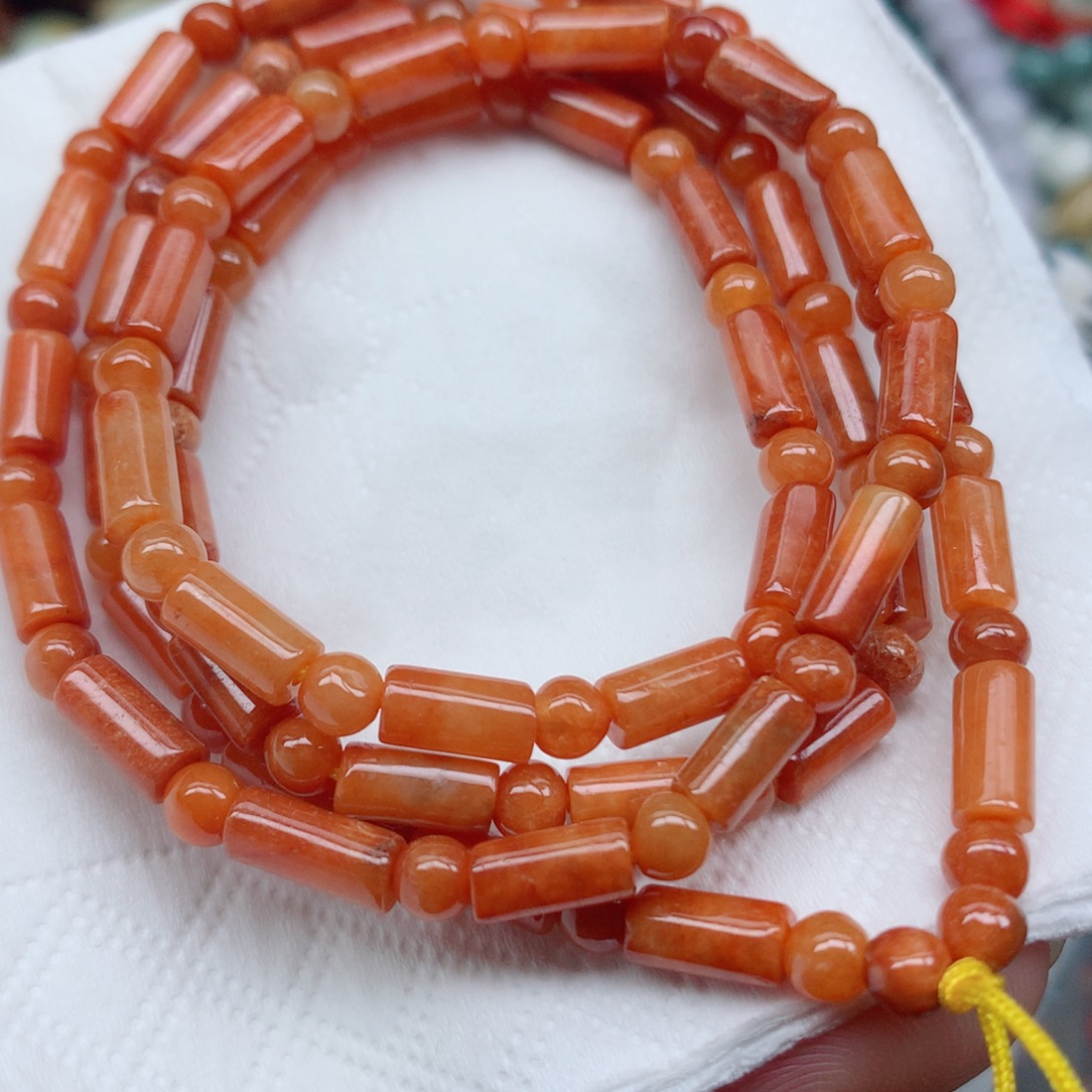 翡翠未镶嵌颈饰珠子翡翠