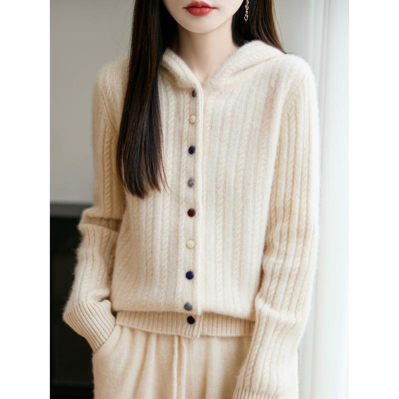 100%羊毛七针加厚绞花连帽女开衫D252