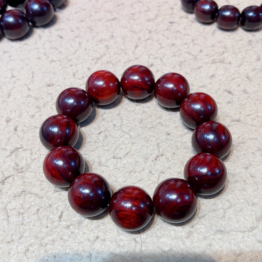 手串/手链小叶紫檀2.0琴料黑飘红水波金星款