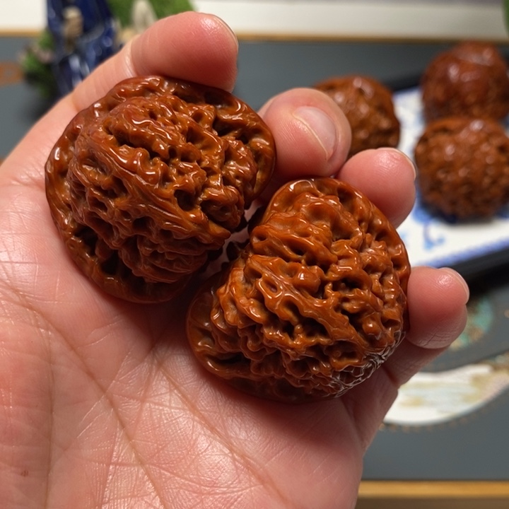 文玩核桃把件南江40