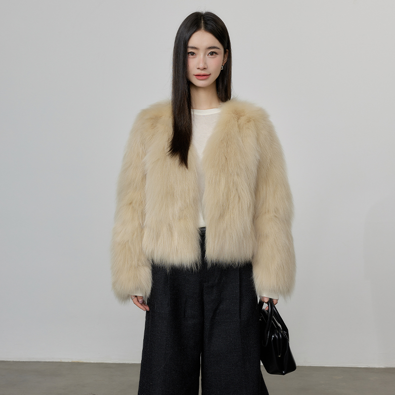 经典五代 2025冬季新款进口狐狸毛皮草外套女短款毛毛24827-3