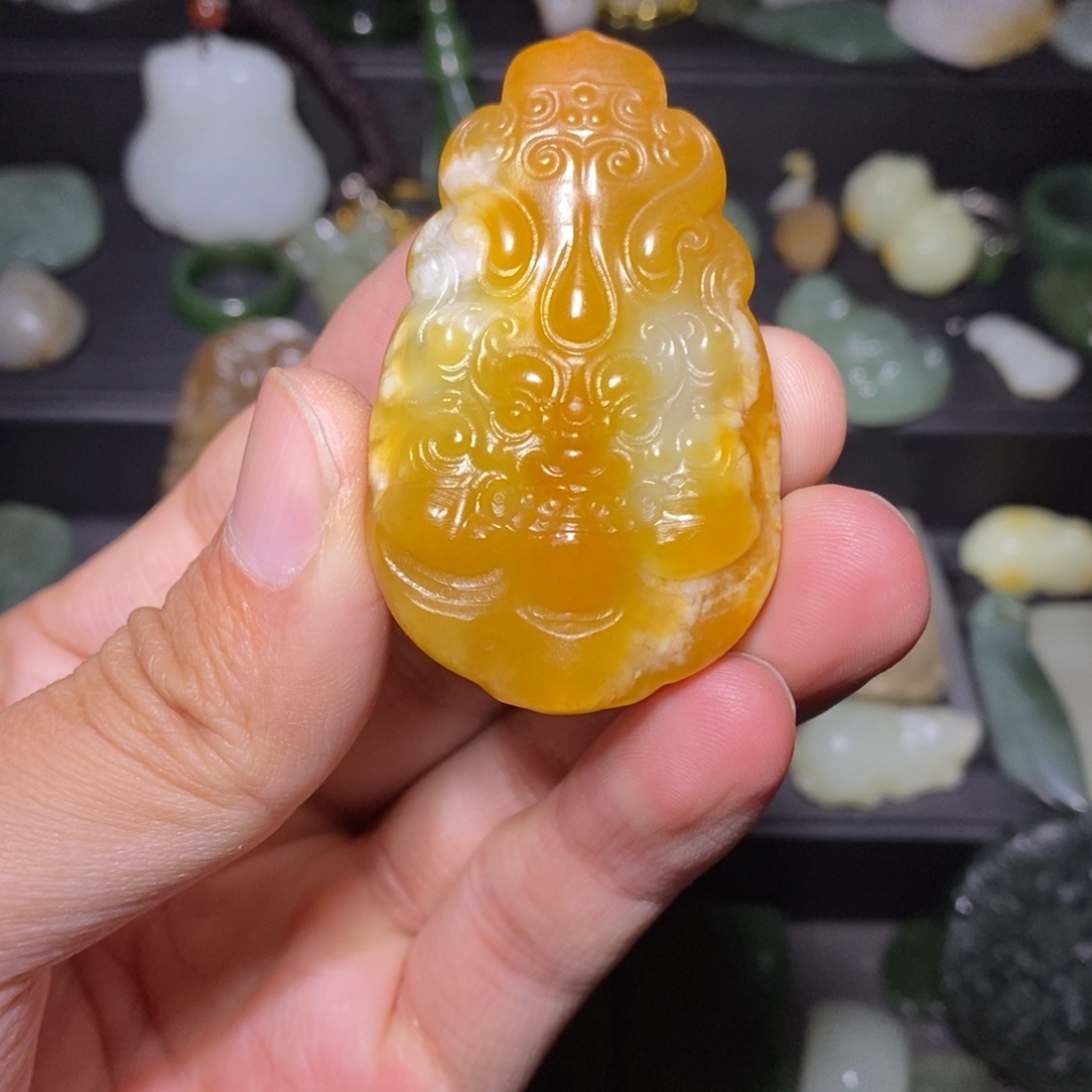 颈饰未镶嵌和田玉