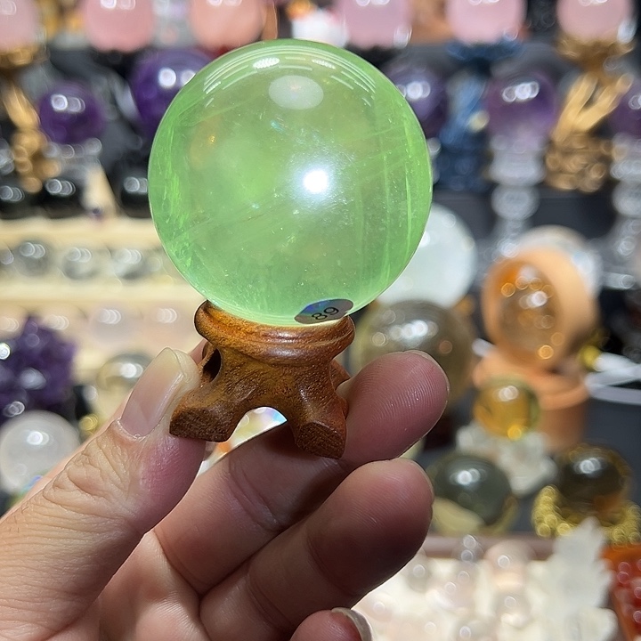 未镶嵌水晶珠宝半成品