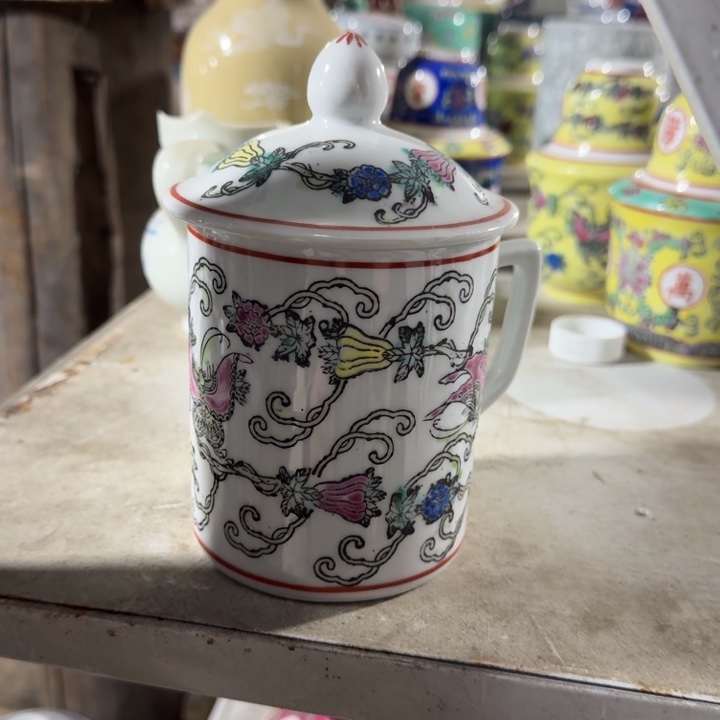 摆件白底瓜瓞绵绵办公杯