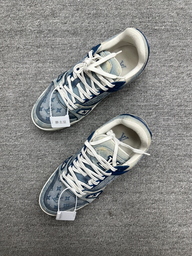 90新 LouisVuitton/路易威登 41 lv trainer 牛仔板鞋