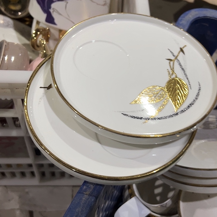 陶两个，1111111.529大碟子