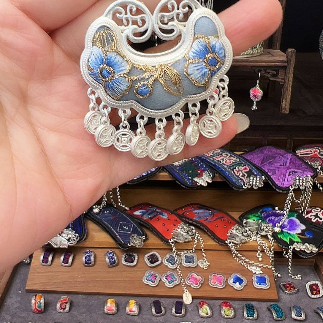 织绣手工刺绣工艺品