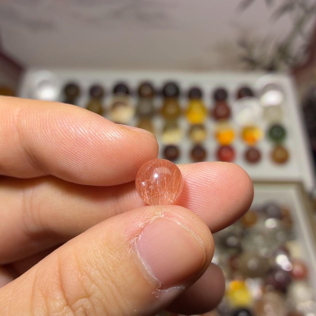 未镶嵌手链水晶9.4mm粉兔毛