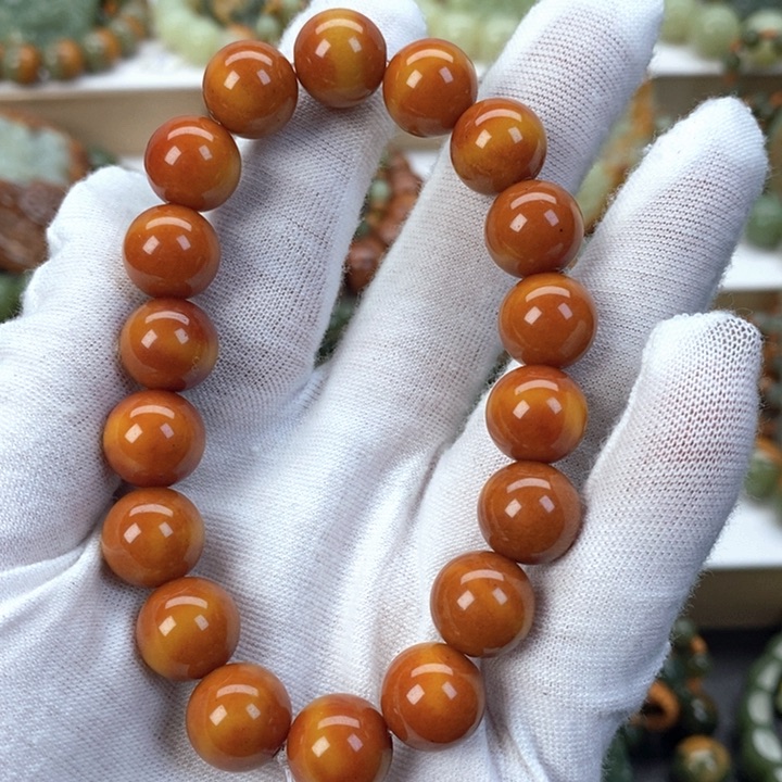 【闪购商品】透闪石质玉手串未镶嵌