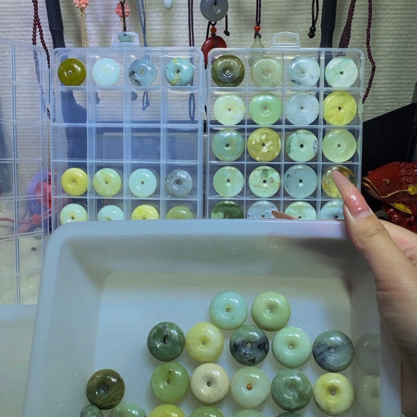 【闪购商品】蛇纹石玉其他未镶嵌332