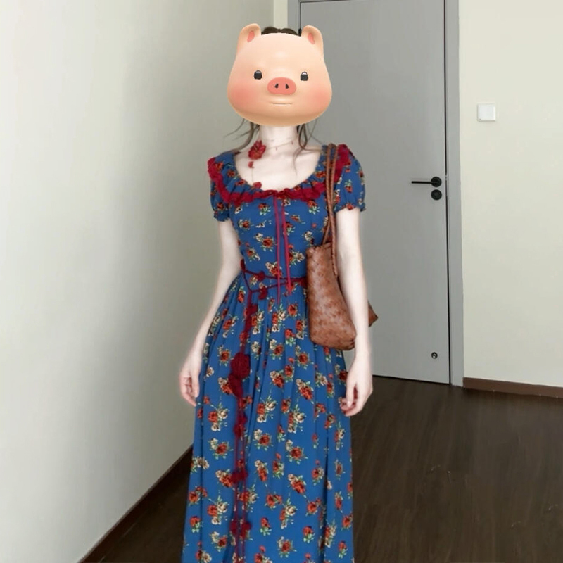 2122新款法式蓝色碎花连衣裙子初夏季穿搭海边度假学院风掐腰长裙