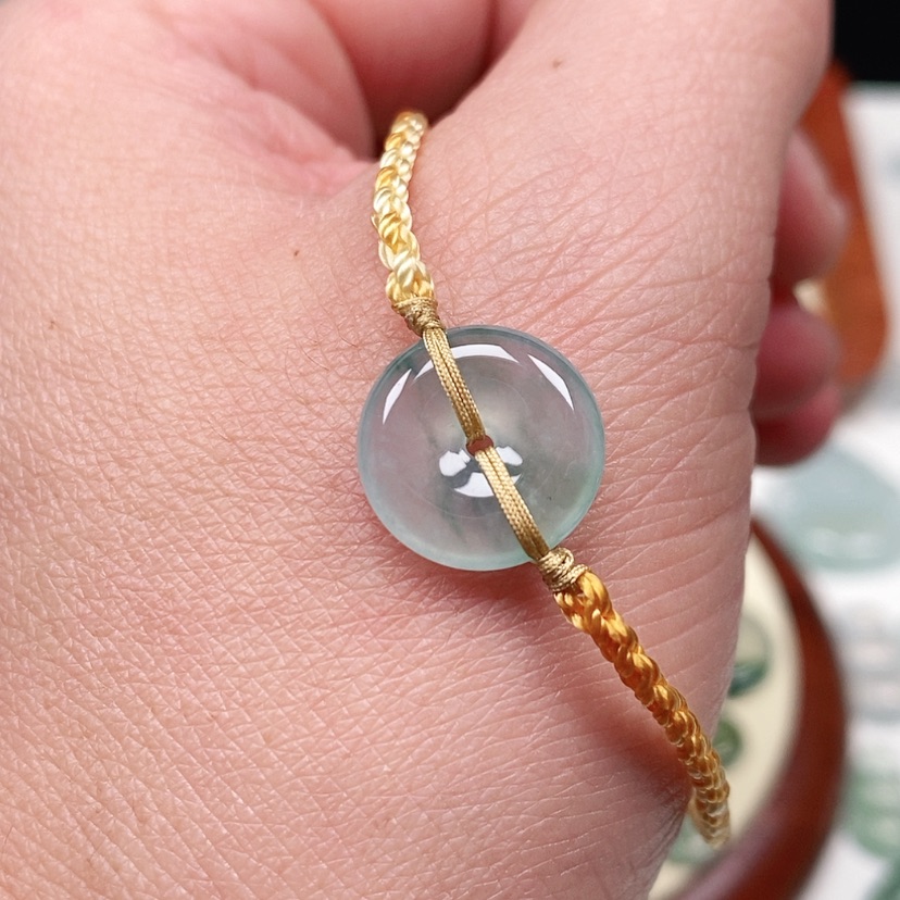 【闪购商品】翡翠吊坠(不含链)未镶嵌